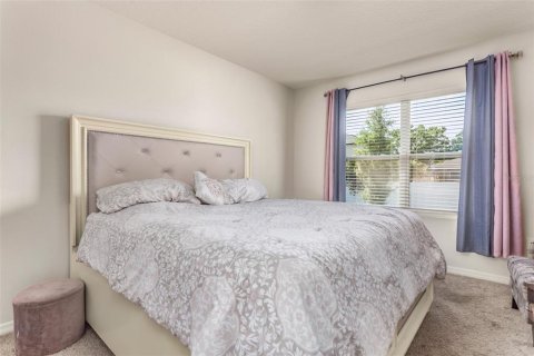 House in Orlando, Florida 4 bedrooms, 171.5 sq.m. № 1734029 - photo 8