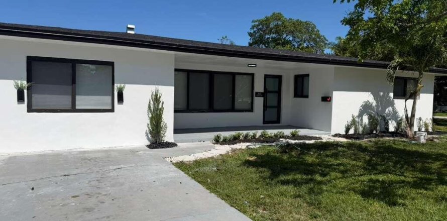 Villa ou maison à Pompano Beach, Floride 2 chambres, 120.77 m2 № 2087887