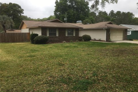 Casa en alquiler en Ocala, Florida, 3 dormitorios, 193.05 m2 № 1885264 - foto 2