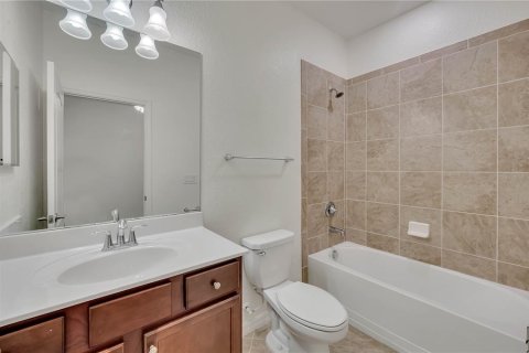 Casa en alquiler en Bradenton, Florida, 3 dormitorios, 170.57 m2 № 1917778 - foto 22