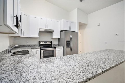 Apartamento en alquiler en Tampa, Florida, 3 dormitorios, 111.48 m2 № 1848193 - foto 8