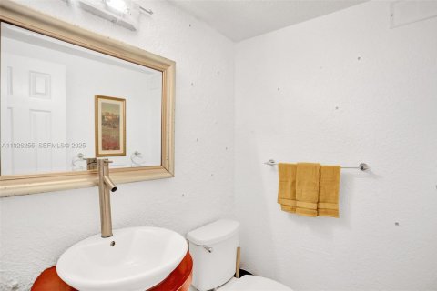 Купить кондоминиум в Холливуд, Флорида 1 спальня, 77.57м2, № 1986873 - фото 9