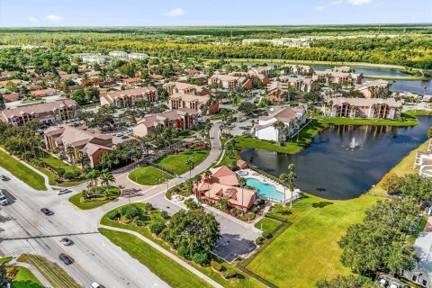 Propiedad comercial en venta en Kissimmee, Florida, 39 dormitorios, 1866.59 m2 № 2218694 - foto 10