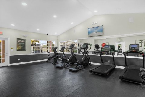 Propiedad comercial en venta en Kissimmee, Florida, 39 dormitorios, 1866.59 m2 № 2218694 - foto 21
