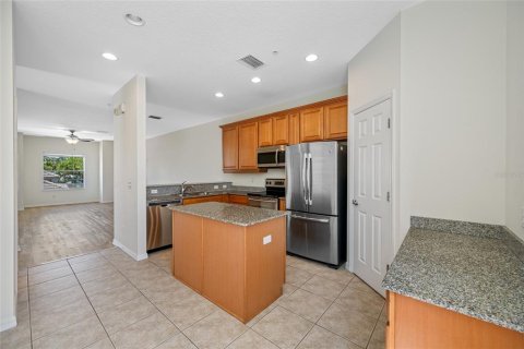 Townhouse in Seminole, Florida 3 bedrooms, 175.12 sq.m. № 1894072 - photo 12