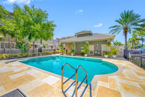 Townhouse in Seminole, Florida 3 bedrooms, 175.12 sq.m. № 1894072 - photo 2