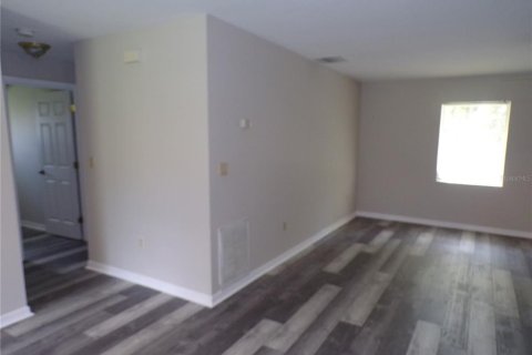 Villa ou maison à louer à Punta Gorda, Floride: 2 chambres, 97.55 m2 № 2148892 - photo 6