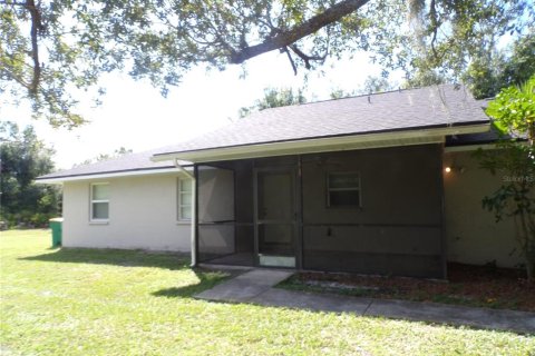 Villa ou maison à louer à Punta Gorda, Floride: 2 chambres, 97.55 m2 № 2148892 - photo 12