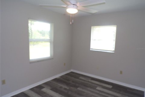 Villa ou maison à louer à Punta Gorda, Floride: 2 chambres, 97.55 m2 № 2148892 - photo 11