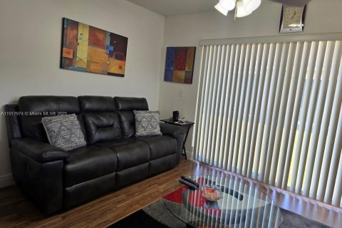 Купить виллу или дом в Делрей-Бич, Флорида 2 спальни, 106.65м2, № 1972651 - фото 22