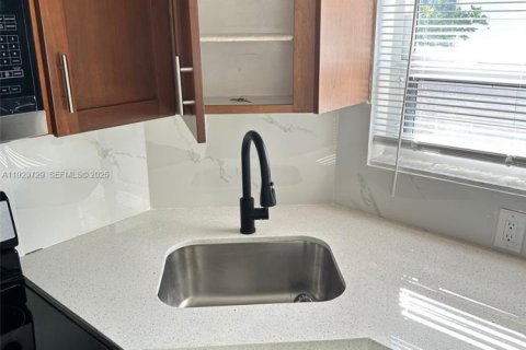 Appartement à louer à Fort Lauderdale, Floride: 1 chambre, 60.39 m2 № 1982112 - photo 8