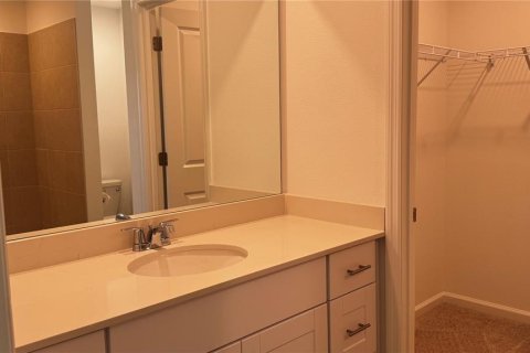 Снять в аренду таунхаус в Окала, Флорида 6 комнат, 124.4м2, № 2209855 - фото 5