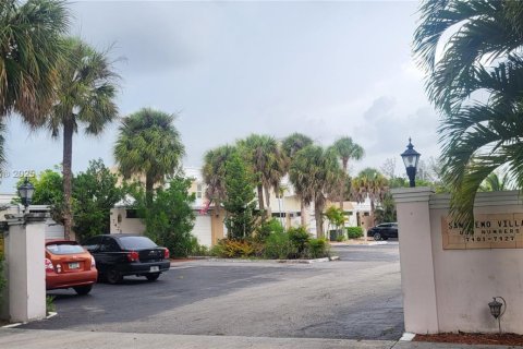 Touwnhouse à louer à Miami Lakes, Floride: 3 chambres, 123.84 m2 № 1939848 - photo 4