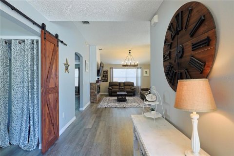 House in The Villages, Florida 3 bedrooms, 149.76 sq.m. № 1718321 - photo 9
