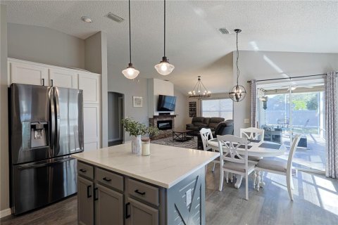 House in The Villages, Florida 3 bedrooms, 149.76 sq.m. № 1718321 - photo 3