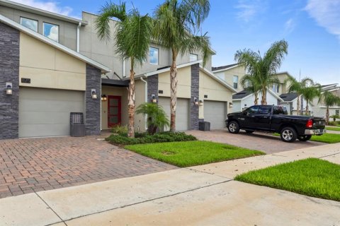 Condo in Davenport, Florida, 3 bedrooms  № 1756990 - photo 2