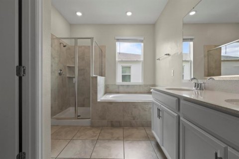 Condo in Davenport, Florida, 3 bedrooms  № 1756990 - photo 17