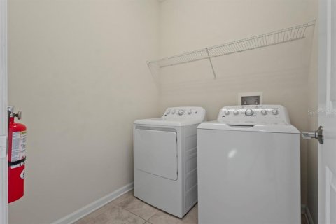 Condo in Davenport, Florida, 3 bedrooms  № 1756990 - photo 20
