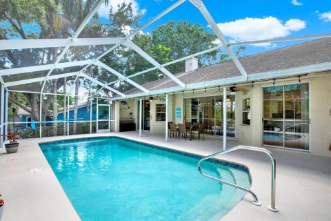 House in Land O' Lakes, Florida 3 bedrooms, 162.21 sq.m. № 1782446 - photo 20