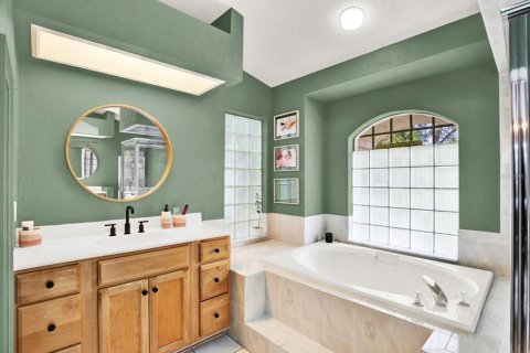 House in Land O' Lakes, Florida 3 bedrooms, 162.21 sq.m. № 1782446 - photo 13