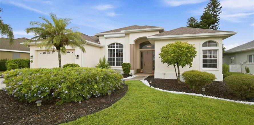 Casa en North Port, Florida 3 dormitorios, 187.29 m2 № 2387314