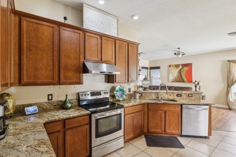 House in Spring Hill, Florida 5 bedrooms, 260.22 sq.m. № 1791821 - photo 20