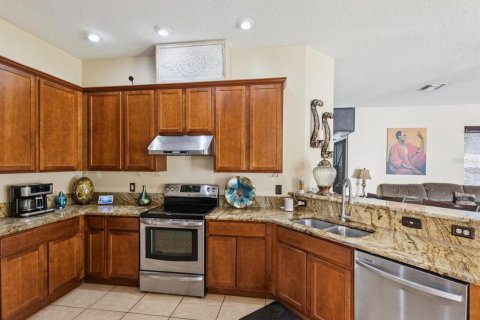 House in Spring Hill, Florida 5 bedrooms, 260.22 sq.m. № 1791821 - photo 21
