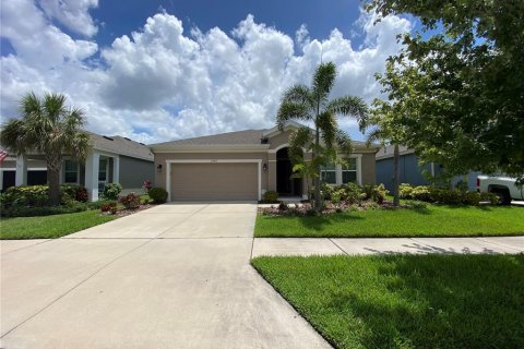 Villa ou maison à louer à Apollo Beach, Floride: 4 chambres, 184.69 m2 № 2167712 - photo 2
