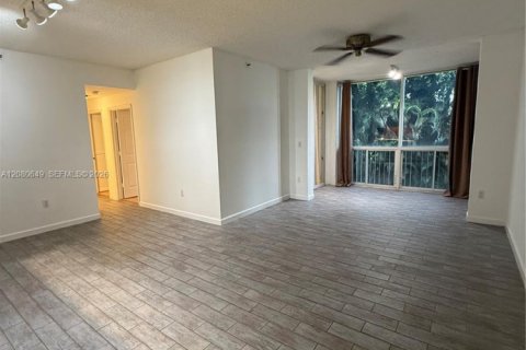 Copropriété à louer à Doral, Floride: 3 chambres, 123.56 m2 № 2344228 - photo 2