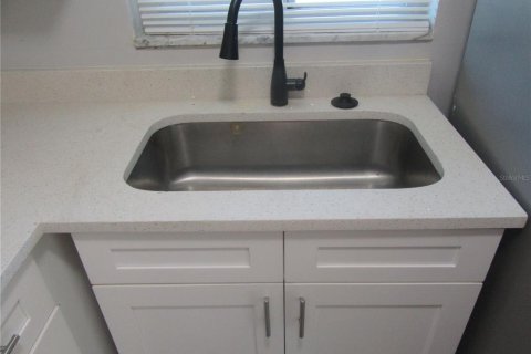 Appartement à louer à Saint Petersburg, Floride: 2 chambres, 85.93 m2 № 2405435 - photo 6