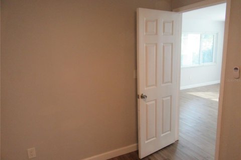 Appartement à louer à Saint Petersburg, Floride: 2 chambres, 85.93 m2 № 2405435 - photo 10