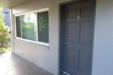 Appartement à Saint Petersburg, Floride 2 chambres, 85.93 m2 № 2405435