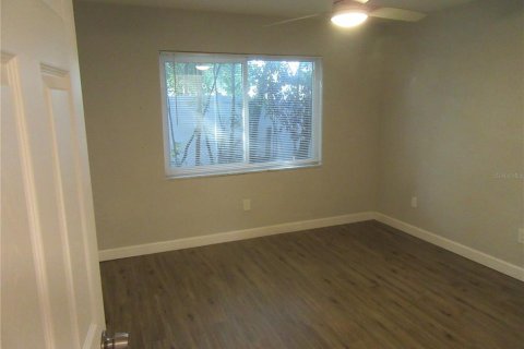 Appartement à louer à Saint Petersburg, Floride: 2 chambres, 85.93 m2 № 2405435 - photo 12