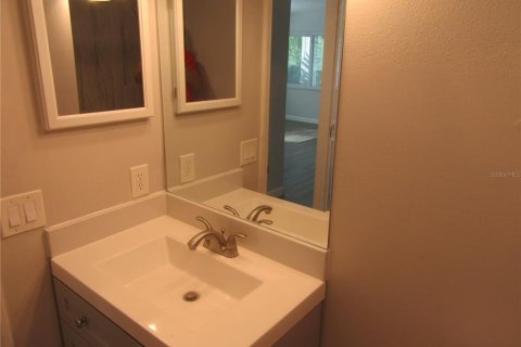 Appartement à louer à Saint Petersburg, Floride: 2 chambres, 85.93 m2 № 2405435 - photo 16
