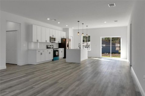 House in Ocala, Florida 4 bedrooms, 164.81 sq.m. № 1509667 - photo 7