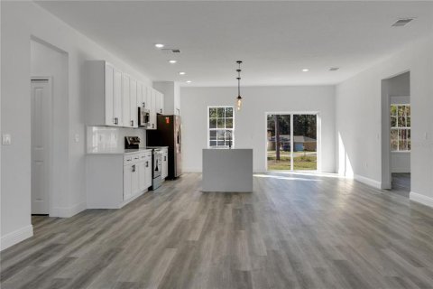 House in Ocala, Florida 4 bedrooms, 164.81 sq.m. № 1509667 - photo 10