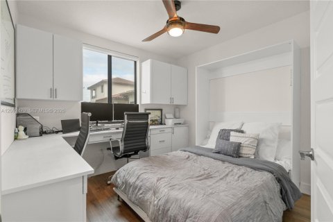 Touwnhouse à vendre à Doral, Floride: 4 chambres, 200.95 m2 № 2382811 - photo 28