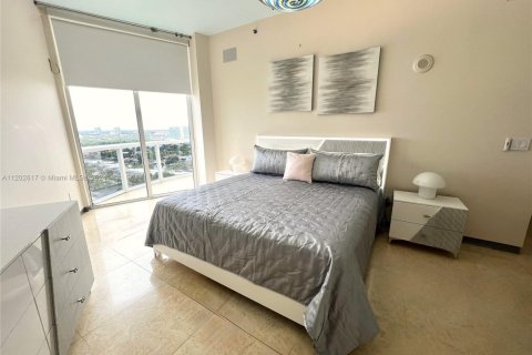 Copropriété à vendre à Sunny Isles Beach, Floride: 2 chambres, 133.31 m2 № 1946819 - photo 2