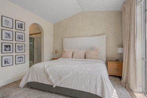 Townhouse in Miami Lakes, Florida 2 bedrooms, 105.07 sq.m. № 2072854 - photo 12
