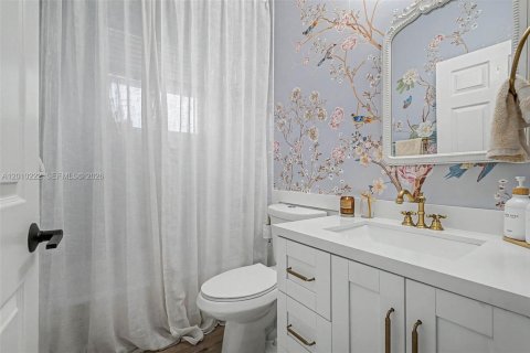 Townhouse in Miami Lakes, Florida 2 bedrooms, 105.07 sq.m. № 2072854 - photo 18