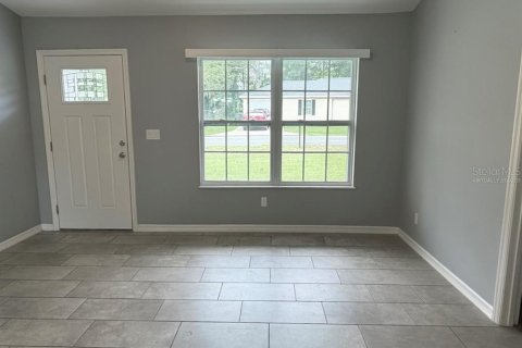 Villa ou maison à louer à Ocala, Floride: 3 chambres, 115.76 m2 № 2418760 - photo 2