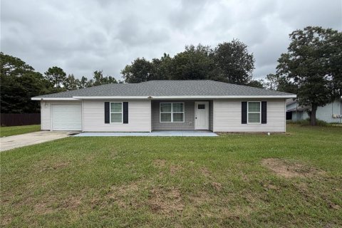 Villa ou maison à Ocala, Floride 3 chambres, 115.76 m2 № 2418760