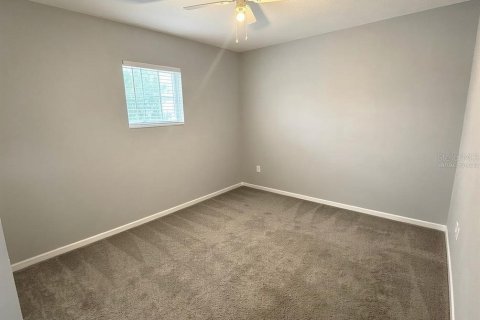 Villa ou maison à louer à Ocala, Floride: 3 chambres, 115.76 m2 № 2418760 - photo 8