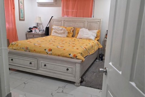 Villa ou maison à vendre à Miami, Floride: 3 chambres, 113.81 m2 № 1995767 - photo 6