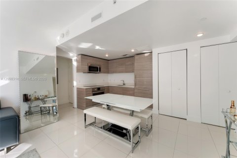 Купить кондоминиум в Майами, Флорида 1 спальня, 64.29м2, № 2090406 - фото 7