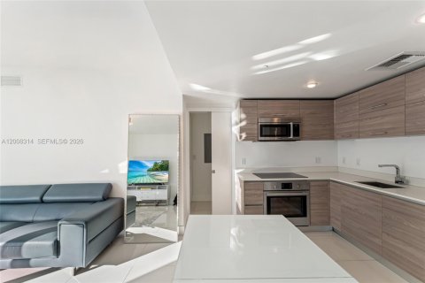 Купить кондоминиум в Майами, Флорида 1 спальня, 64.29м2, № 2090406 - фото 8