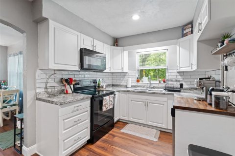 Casa en venta en Gainesville, Florida, 3 dormitorios, 92.62 m2 № 1899891 - foto 9