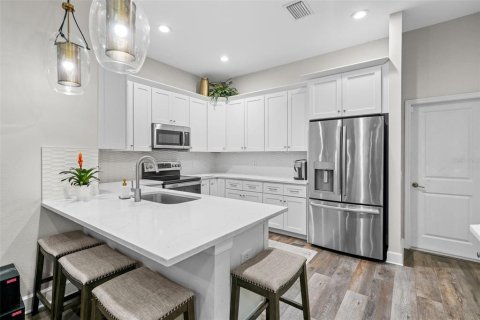 Adosado en alquiler en Tarpon Springs, Florida, 3 dormitorios, 176.51 m2 № 1906504 - foto 7