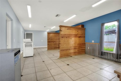 Купить коммерческую недвижимость в Лейкленд, Флорида 225.94м2, № 1386712 - фото 13