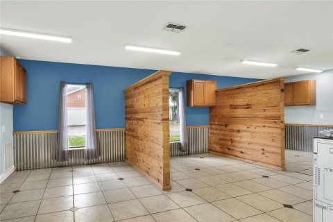 Купить коммерческую недвижимость в Лейкленд, Флорида 225.94м2, № 1386712 - фото 8